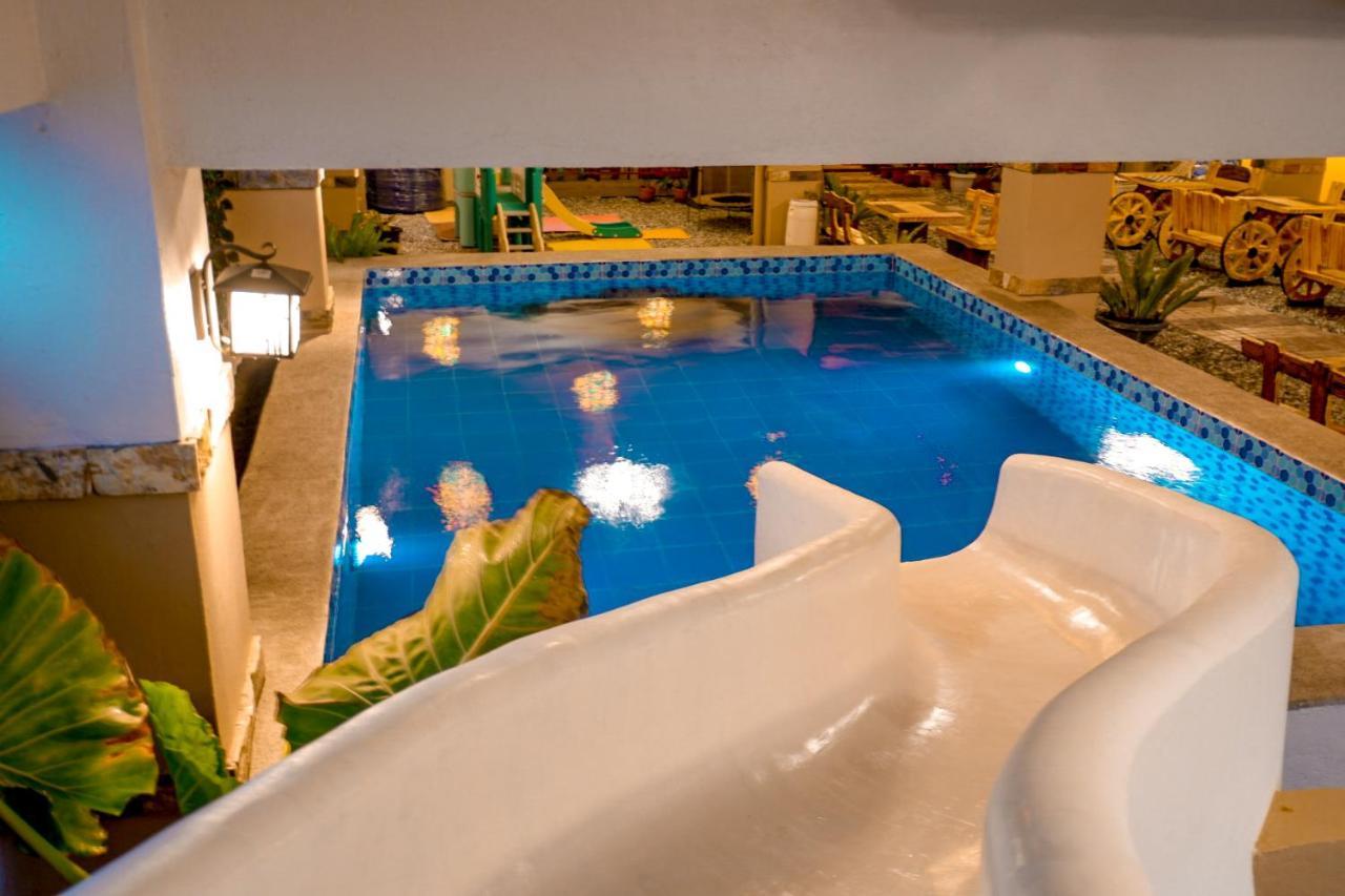 Puffer Isle Resort Dingalan Екстериор снимка